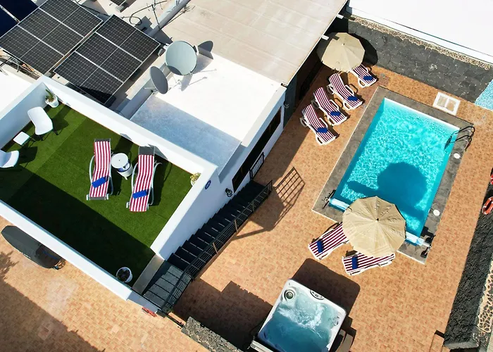 Aurelia Paradise Villa *