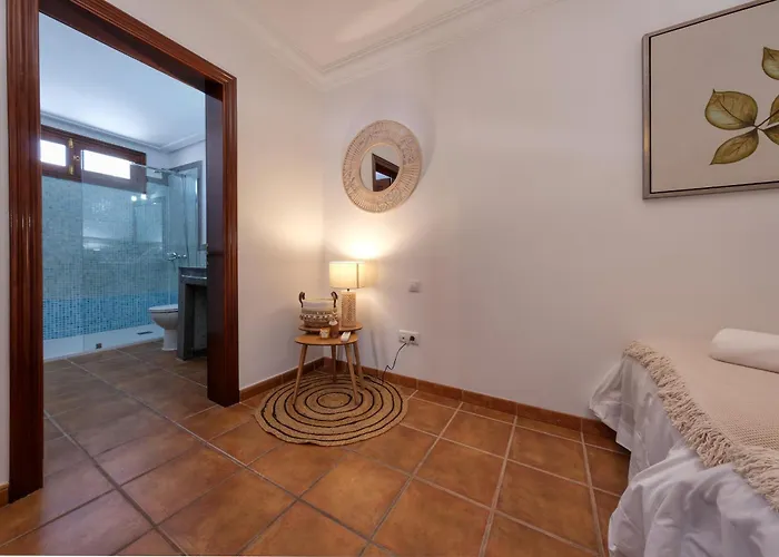 Aurelia Paradise Villa *